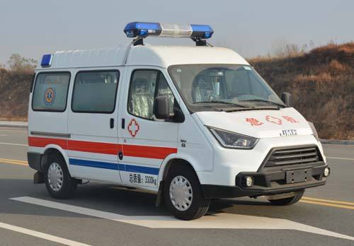 江鈴特順短軸監(jiān)護(hù)型救護(hù)車